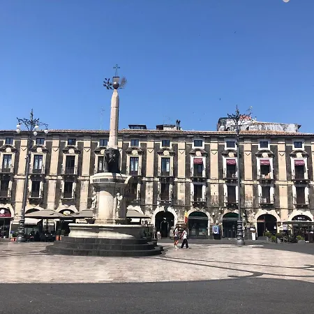 Apartment La Finestra Sul Duomo Catania